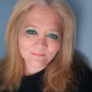 Meet your Posher, Vickie
